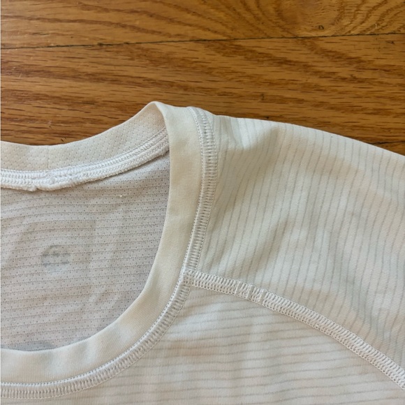 Lululemon white stripe t shirt. Men’s small. - Picture 2 of 3
